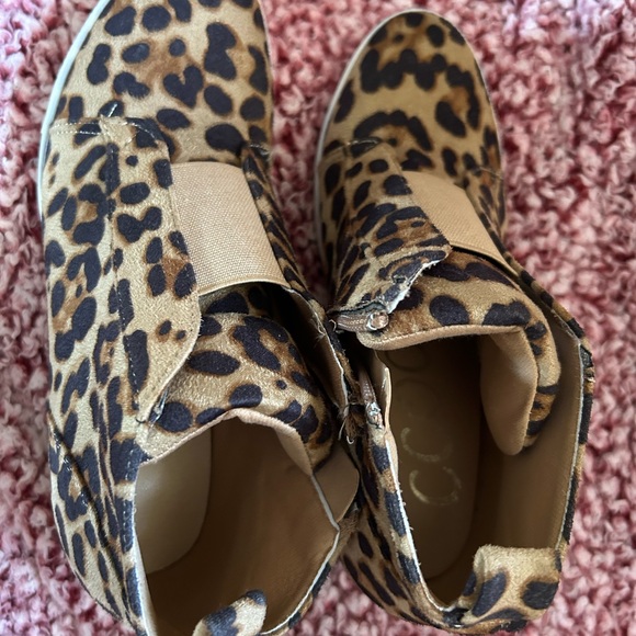 Ccocci Zoey Women’s Wedge Leopard Sneakers 7 1/2 - Picture 3 of 7